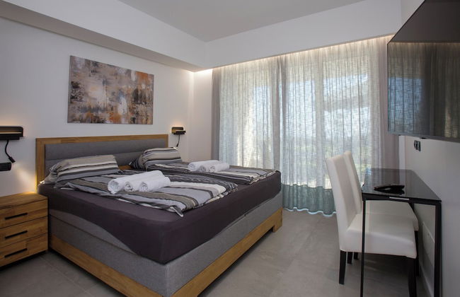 Villa Rita Pool & Spa - Photo 10