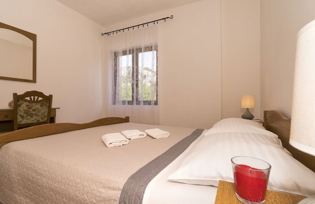 Vacation House With the Pool, Near River Cetina - Foto 2