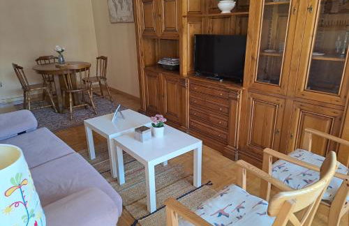 Los Prados - HUCA Oviedo - Parking gratuito - Foto 5