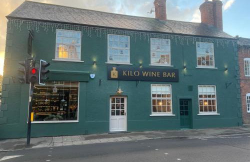 Spacious 4 Bed House Sleeps 8 in Quorn Near Loughborough - Foto 4