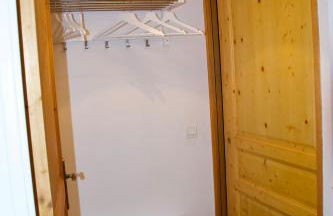 Appartement 6 places aux pieds des pistes avec piscine, wifi et parking privé, salle de bain refaite à neuf - Foto 10