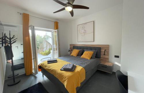 Valkane Beach Apartments - Photo 8