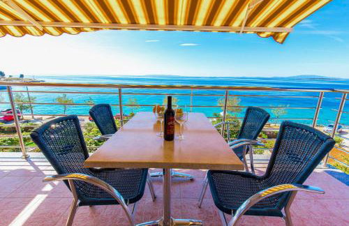 Apartments Ivan Sea View in Peaceful Lun - Photo 65