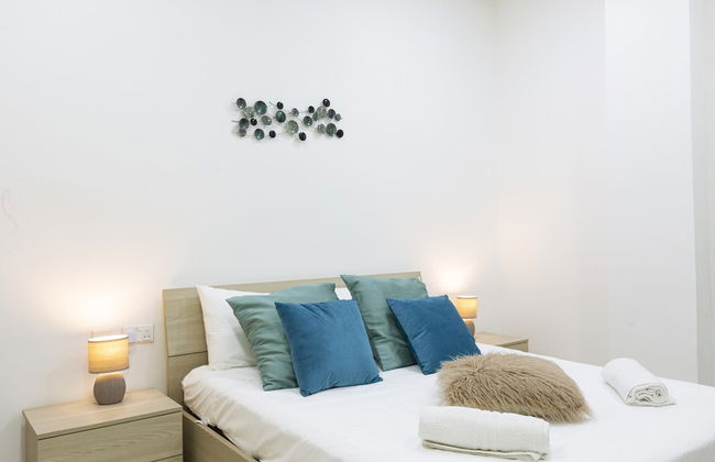 Brand new Apartment in Sliema, 2 min by the Sea - Photo 5