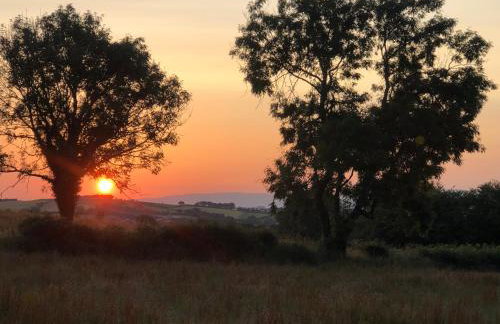 1 Bed Rural Escape between Coast & Mountains at Mud & Wool - Foto 76