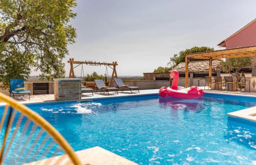 Unique Villa V with large pool - Photo 6