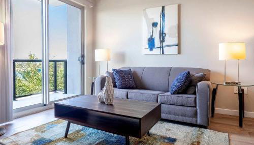 Modern Apt with Luxury Amenities - Foto 3