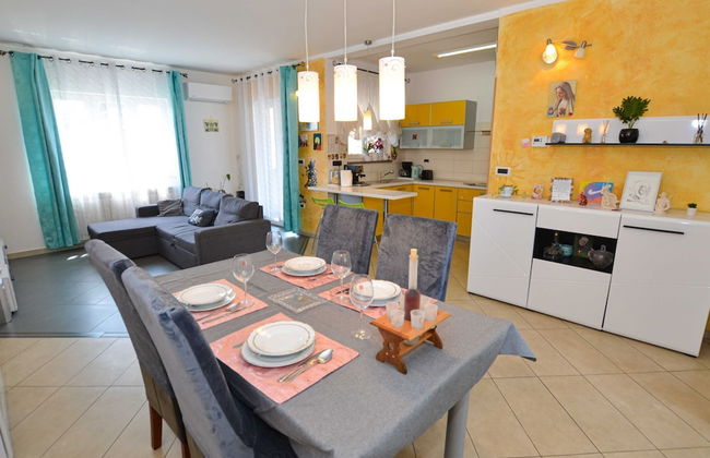 Radovani Peaceful and Serene Apartment With Terrace - Foto 9