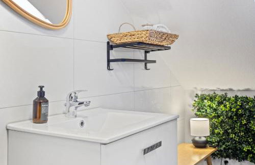 UPPER ROOM: Apartment mit exklusiver Ausstattung-Ausblick auf Weinberge&Mandelblütenpfad - Foto 15