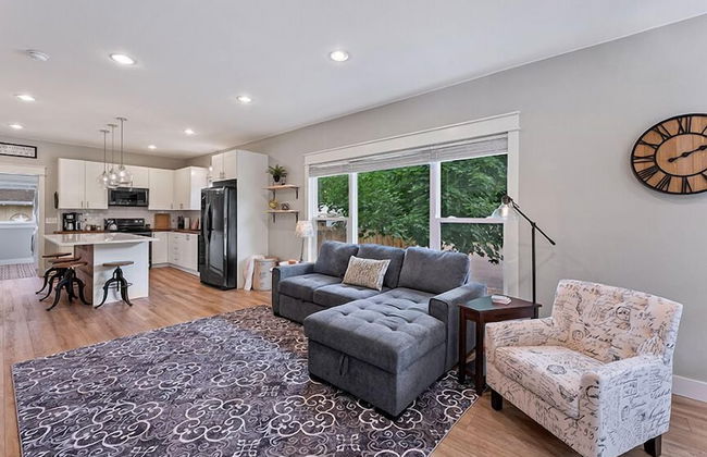 Cozy Chic Home in Downtown Loveland! - Foto 13