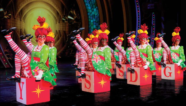 Le Rockettes® vi trasmetteranno lo spirito natalizio
