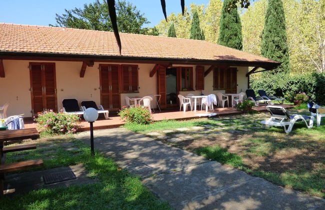 Semi Detached Bungalow with AC near Coast of Tuscany - Foto 31