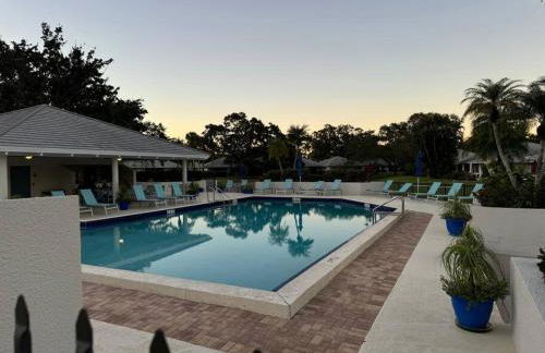 Private Cottage in West Palm Beach Florida - Photo 34