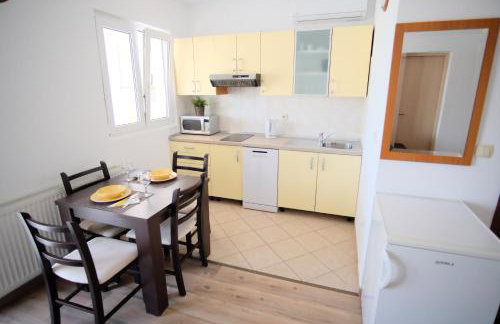 Apartmani Svemir - Photo 34