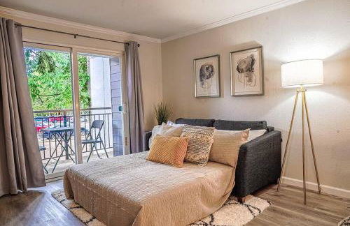 Condo with king bed, walk to Microsoft & park - Foto 18