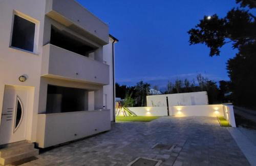 New family apartments Franka, Sabunike - Photo 55