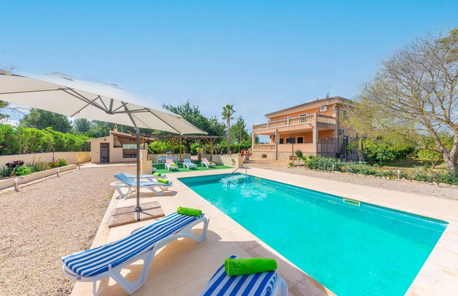 Es Garroveret in Marratx - Foto 1