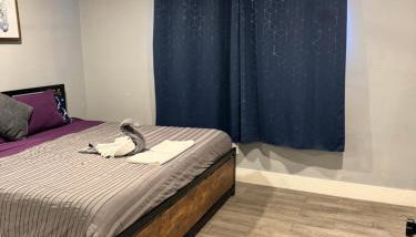 Chic & Cozy Montrose Apt with Pool & Parking - Foto 2