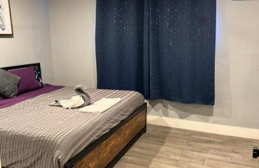 Chic & Cozy Montrose Apt with Pool & Parking - Foto 2