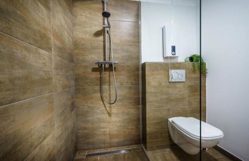 Boardinghaus Grünefeld -W2 - Schöne Serviced Apartments - Küche - Smart TV - P - Premiummatratzen - Rainshower by Wooon - Foto 6