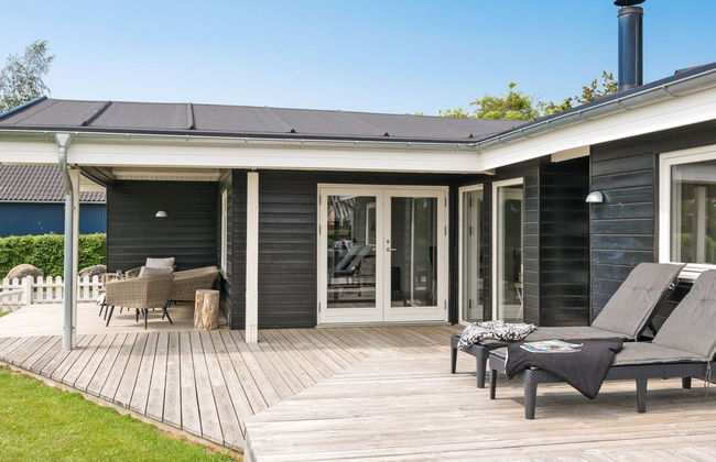 4 bedroom House in Egernsund with terrace - Photo 15