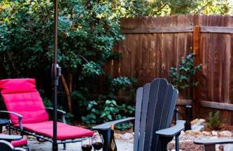 The Nest Serene Sanctuary w Hot Tub Fireplace Grill Hammock Outdoor Fire Feature Fully Fenced Yard AC Pets Ok - Foto 49