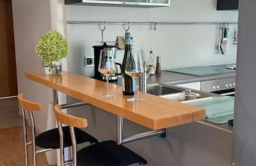 Schicke helle Galeriewohnung - Foto 2