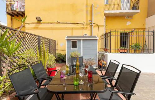 Al Porto - Apartment with Terrace - Heart of City Center - Foto 7