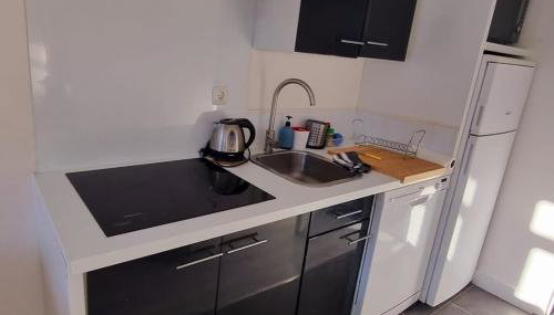 Poppy-Idealement situe Entre gare GdPalais¢re - Foto 3