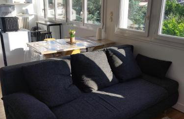 Mistral gagnant ! T1 calme avec vue, parking, télétravail, Wi-Fi, proche CV et gare - Foto 42