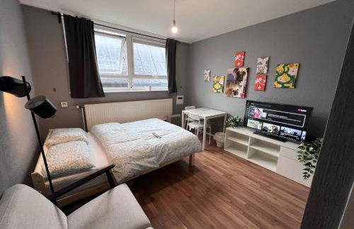 The Friary House - Central Guildford Personal 1 Bedroom Budget Apartment - Foto 1