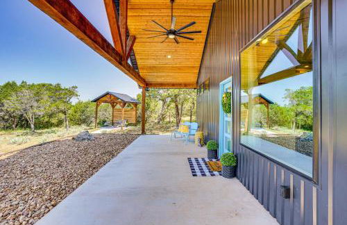 Recently Built Cabin with Pavilion in Granbury! - Foto 18