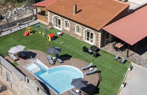 Villa Pasiphae - With Private Heated Pool - Photo 4