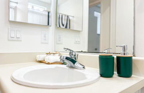 Comfy 2-bedroom home in Hollywood - Foto 15