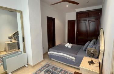 Marbella Beach Front Edificio Mayoral Centro Ciudad y Primera Línea Playa Muy Amplio y Espacioso - Foto 21