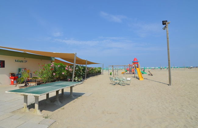 Comfy Furnished Apartment with AC near Beach - Foto 45