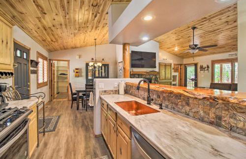 3 Mi to Trails Woodsy Retreat in Overgaard! - Foto 13