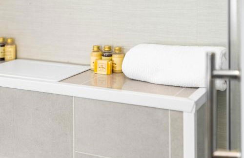 Spacious Stylish Apartment - City Centre - Secure Parking - 1SH - Foto 47