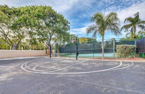 Renovated 2/2 Unit at Yacht Club/Aventura - Foto 22