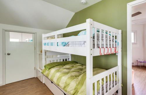 Island Retreat on Pistakee Lake Deck and Gas Grill! - Photo 15