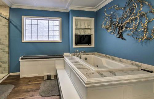 Lake-View Osage Beach Resort Home with Game Room! - Photo 23