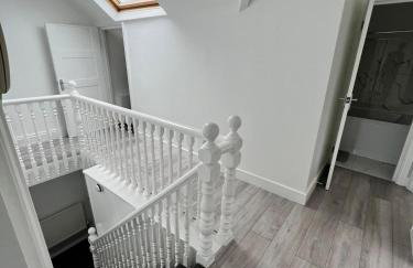 Lovely 2 Bedroom Flat with Roof Terrace in London NW6 - Foto 12