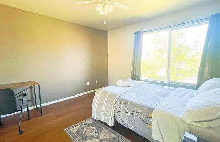 New - Spacious, Comfortable 5 Beds 3 Baths House - Foto 24