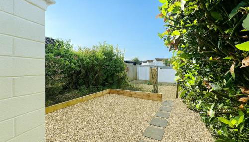 2 Beds, Entire Home, Spacious Bedrooms, Garden - Foto 2, Garden