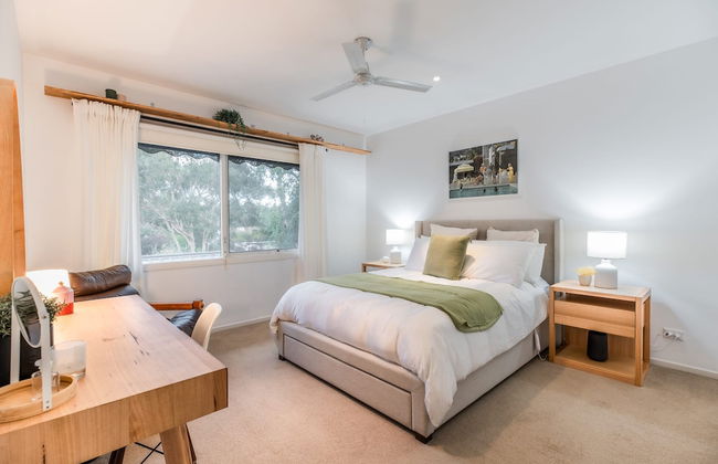 Hamptons Inspired Luxury - Photo 12