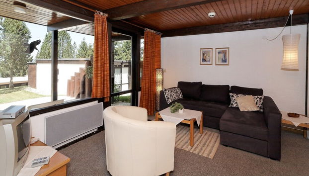 Detached Chalet with Terrace near Swimming Lake - Photo 5