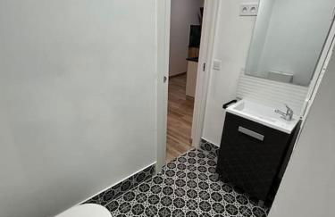 Apartamento con 8 habitaciones y 5 baños - Photo 12