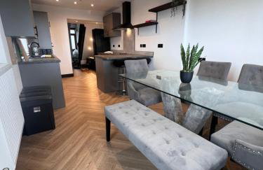 The 145 house in Swansea city centre, Train, Beach, Mumbles, Gower - Foto 1
