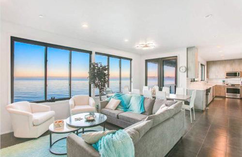 Waterfront Haven with Spectacular View in Bainbridge - Foto 2