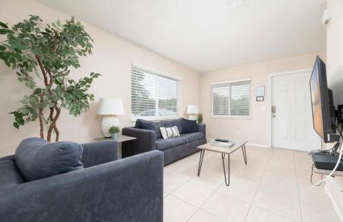 The Retreat 1 - Wilton Manors - Photo 3